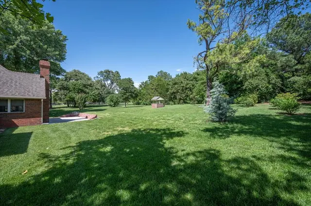 Photo 7 — 10512 Highview Drive, Oklahoma City, OK 73151