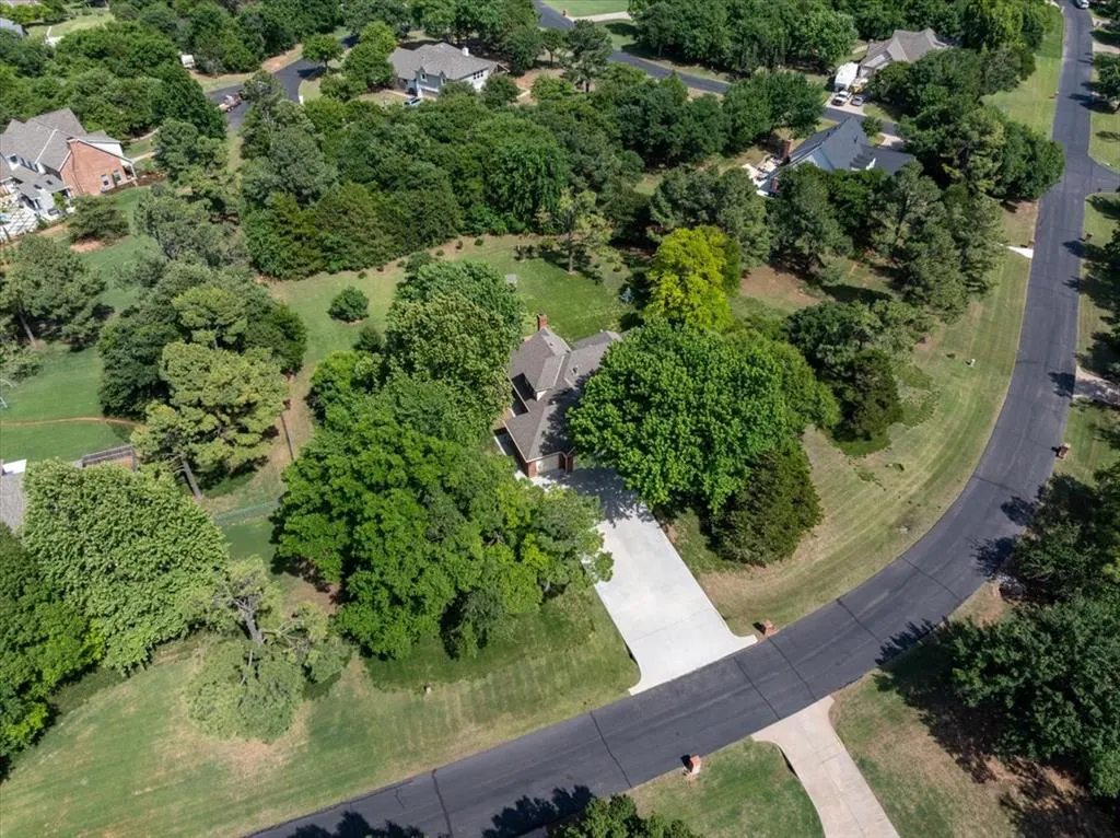 Photo 12 — 10512 Highview Drive, Oklahoma City, OK 73151
