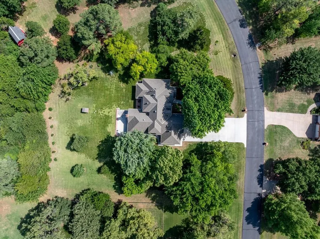 Photo 13 — 10512 Highview Drive, Oklahoma City, OK 73151