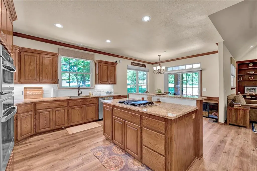 Photo 36 — 10512 Highview Drive, Oklahoma City, OK 73151