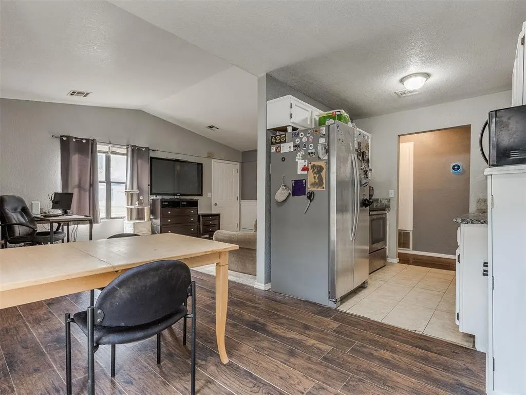 Photo 11 — 432 Dauphin Avenue, Edmond, OK 73034