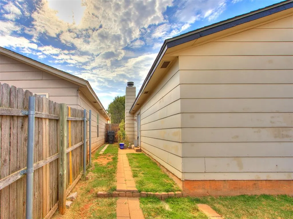 Photo 27 — 432 Dauphin Avenue, Edmond, OK 73034