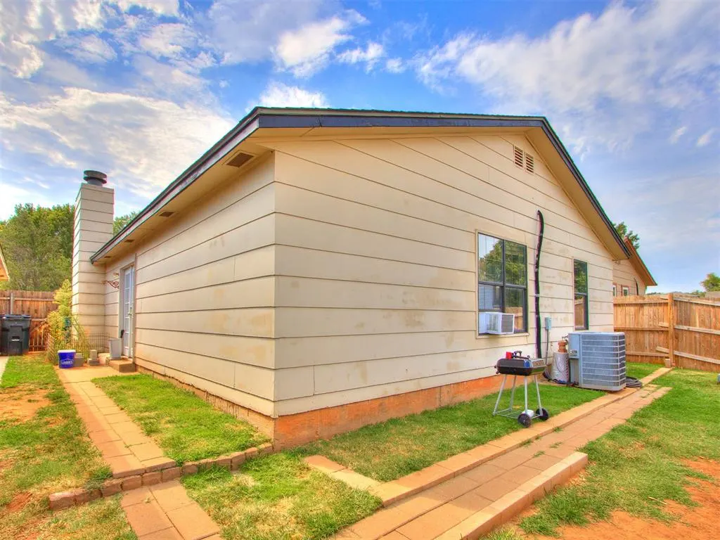 Photo 28 — 432 Dauphin Avenue, Edmond, OK 73034