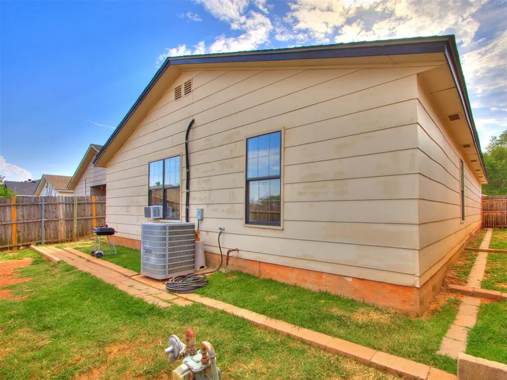 Photo 31 — 432 Dauphin Avenue, Edmond, OK 73034