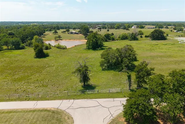Photo 2 — 5100 Junction, Norman, OK 73026