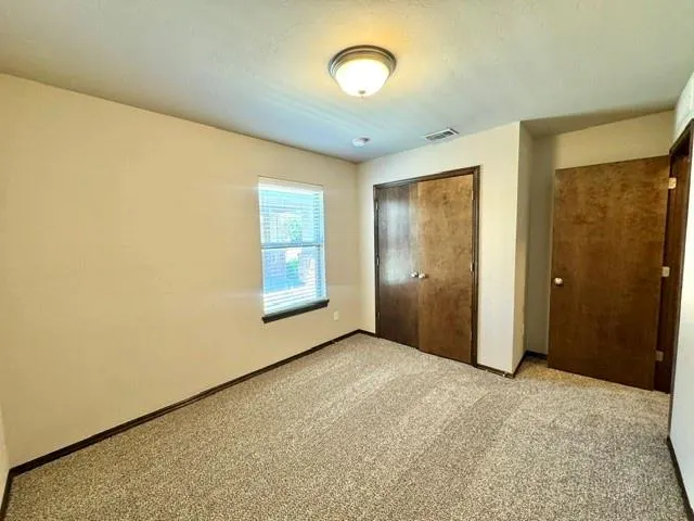 Photo 9 — 433 Argos Road, Yukon, OK 73099