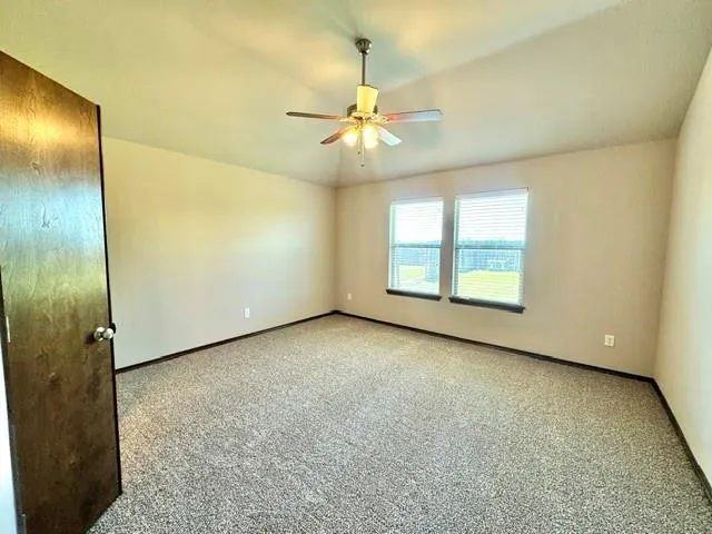 Photo 23 — 433 Argos Road, Yukon, OK 73099