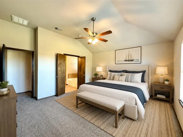 Photo 2 — 433 Argos Road, Yukon, OK 73099