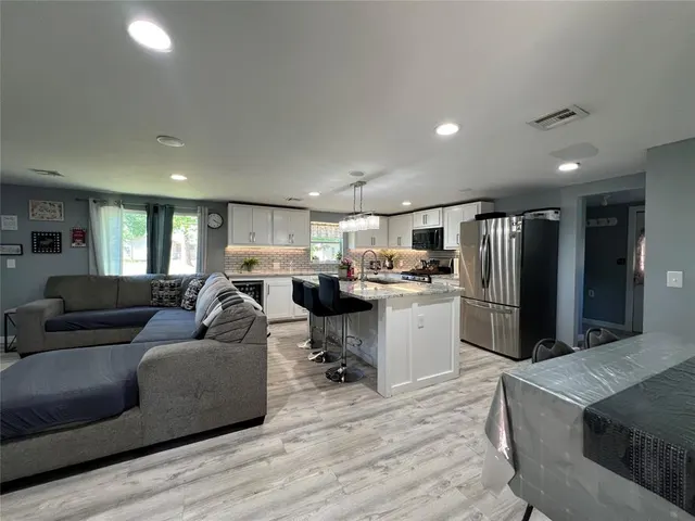 Photo 8 — 229 E Juniper Lane, Mustang, OK 73064