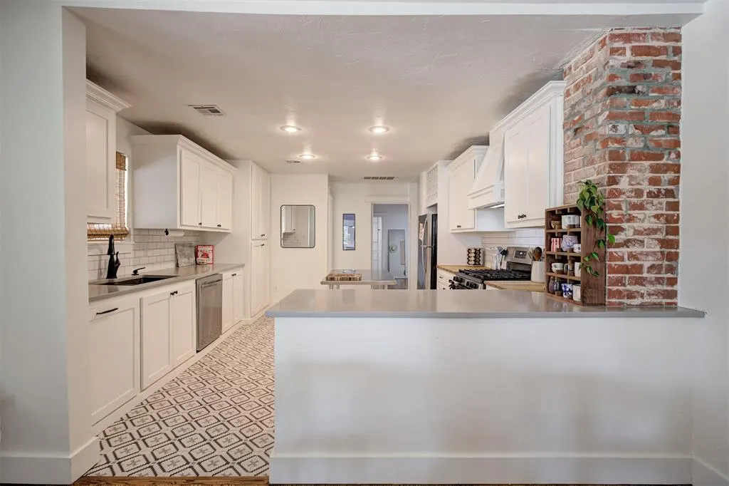Photo 14 — 2500 NW 21st Street, Oklahoma City, OK 73107