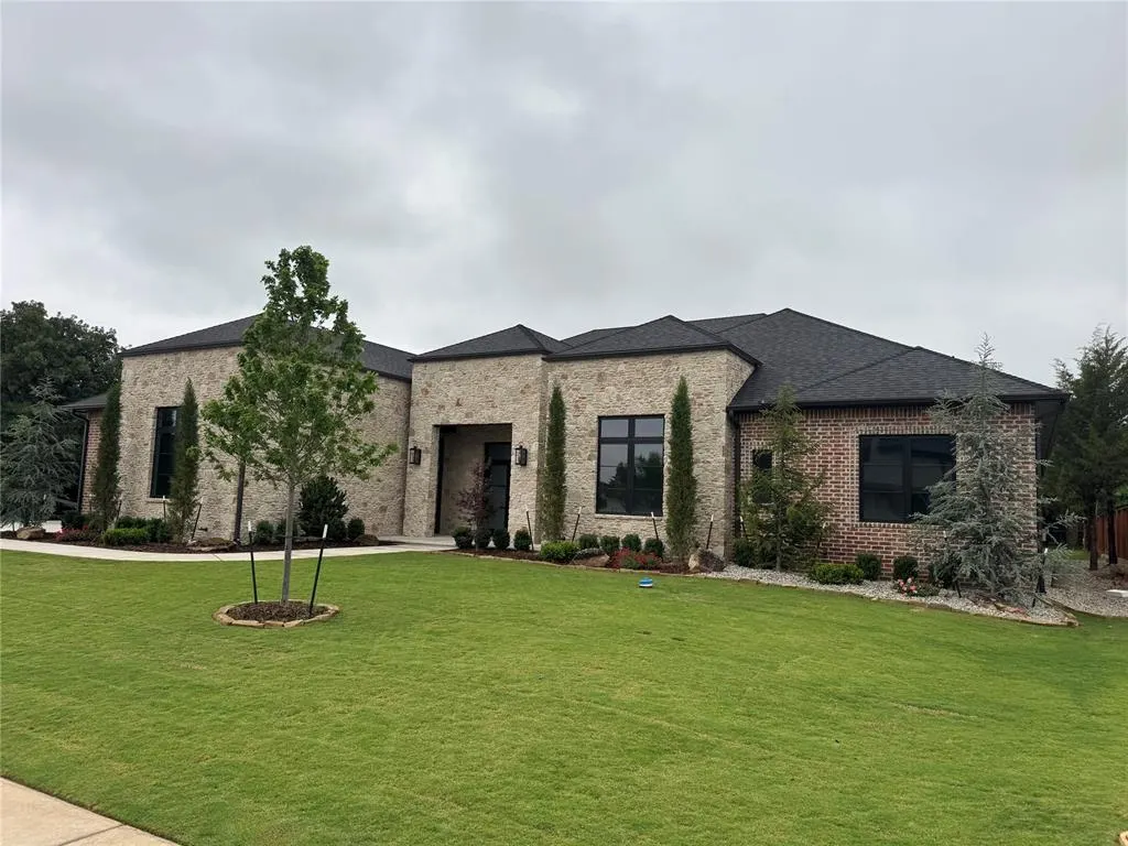 Photo 7 — 5017 Deerfield Drive, Edmond, OK 73034