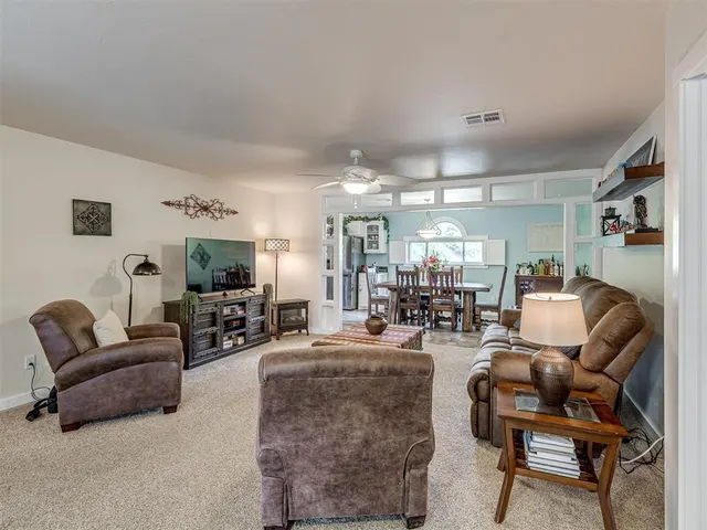 Photo 5 — 3713 N Peniel Avenue, Bethany, OK 73008
