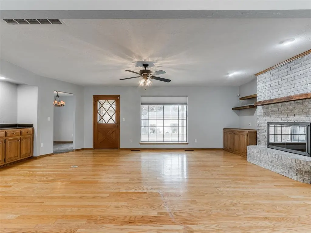Photo 5 — 613 Inverness Court, Norman, OK 73072