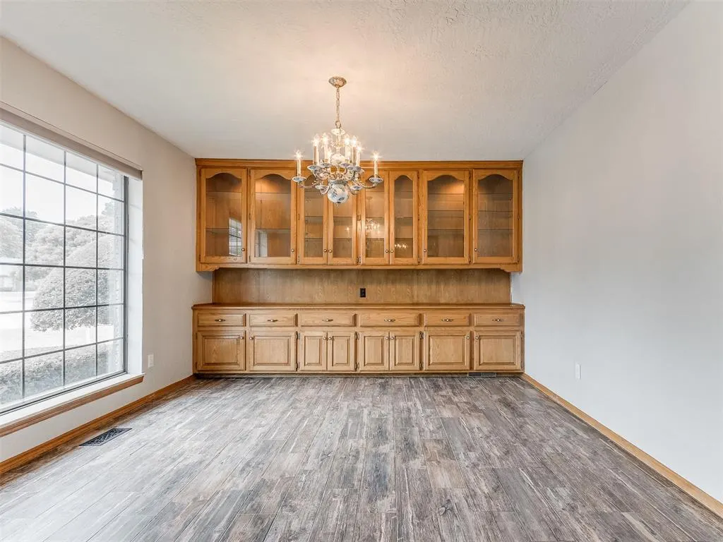 Photo 9 — 613 Inverness Court, Norman, OK 73072