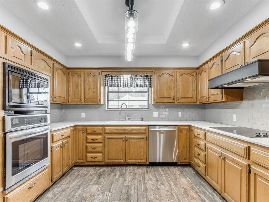 Photo 12 — 613 Inverness Court, Norman, OK 73072