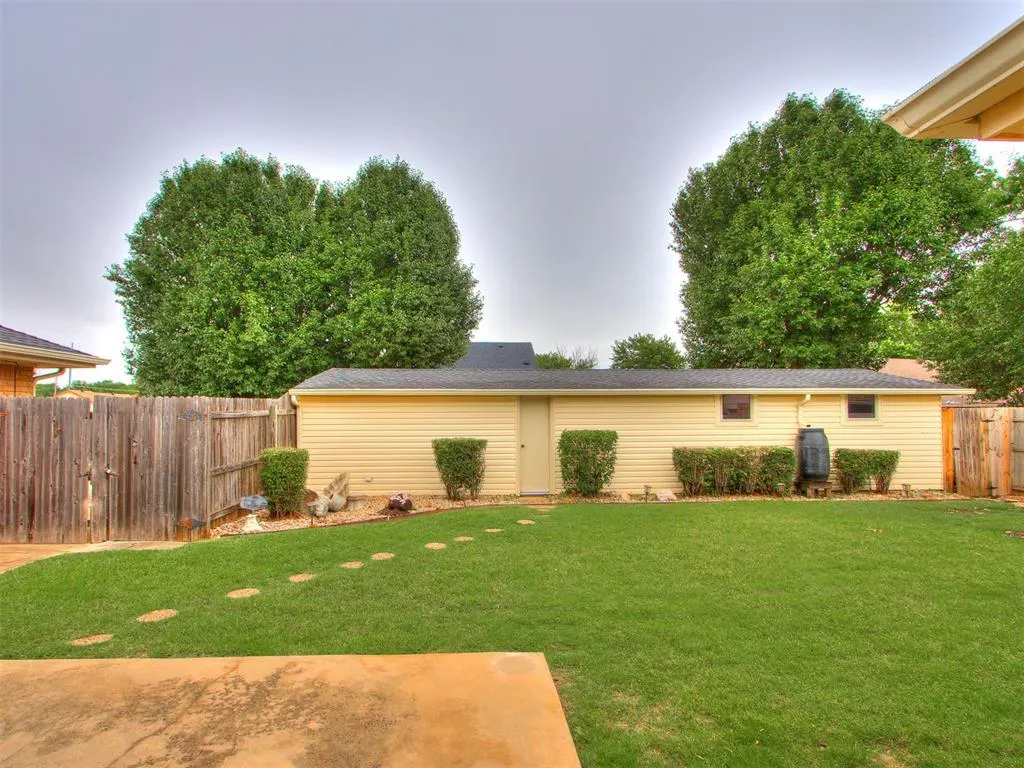 Photo 30 — 613 Inverness Court, Norman, OK 73072