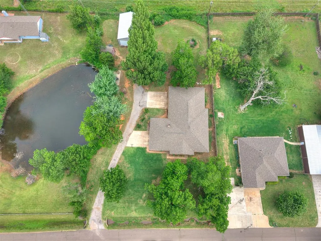 Photo 8 — 2405 E Karen Terrace, Mustang, OK 73064