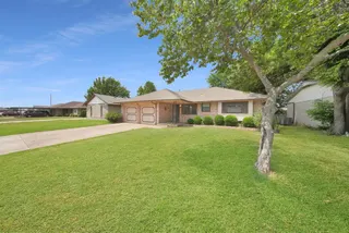 Sold home at 1045 NW 2nd Street