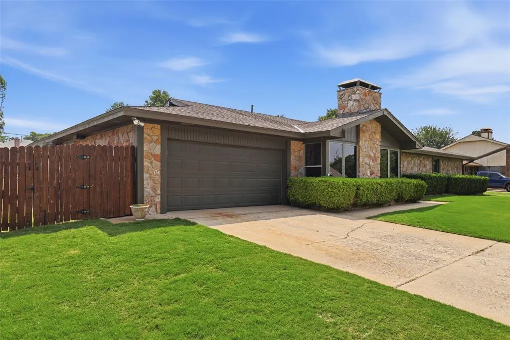 Photo 39 — 11404 Spring Creek Road, Oklahoma City, OK 73162