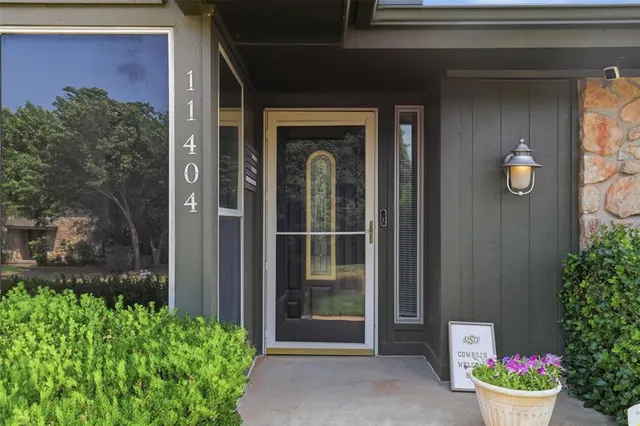 Photo 5 — 11404 Spring Creek Road, Oklahoma City, OK 73162