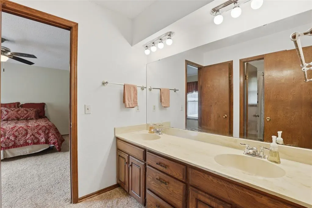 Photo 26 — 11404 Spring Creek Road, Oklahoma City, OK 73162