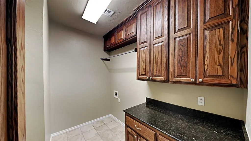 Photo 20 — 605 Knights Bridge Road, Edmond, OK 73034