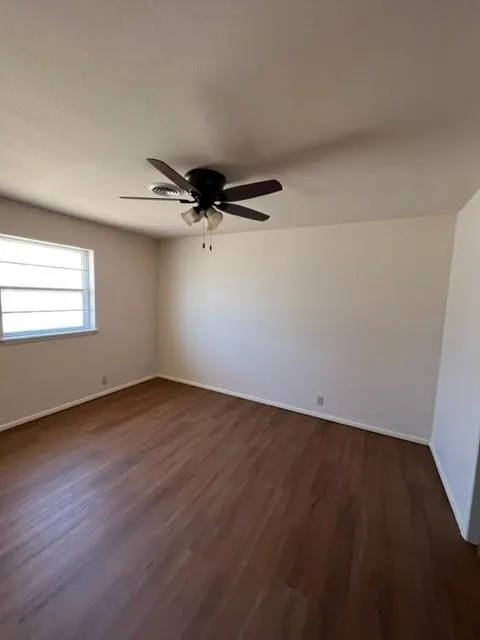 Photo 4 — 204 Texas Street, Weatherford, OK 73096