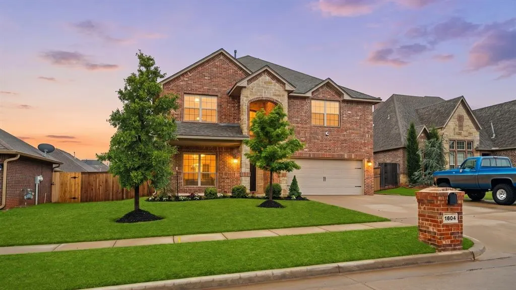 Photo 2 — 1804 Flagman Street, Yukon, OK 73099