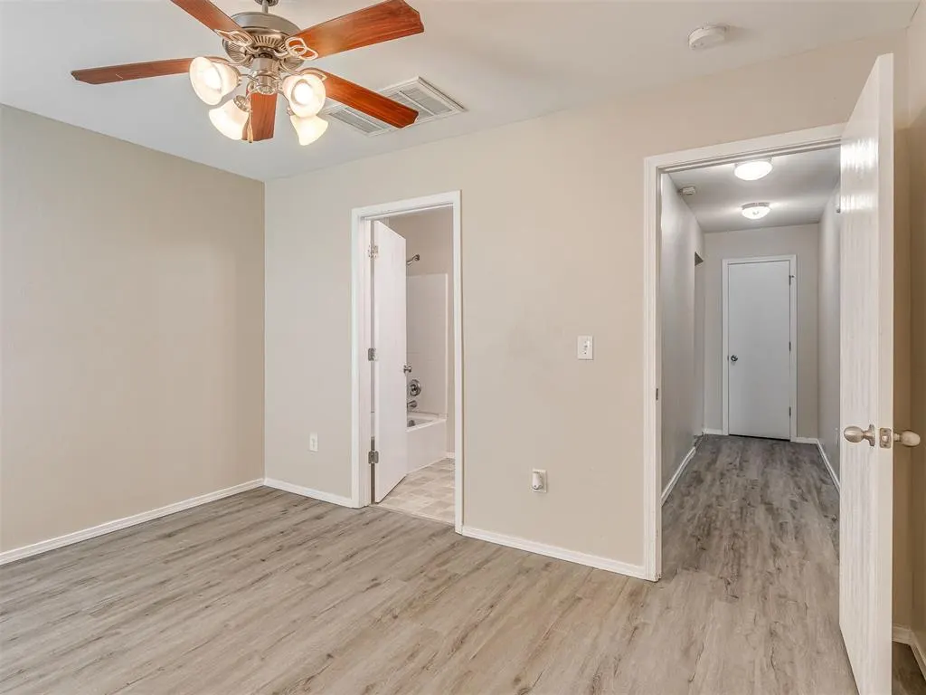 Photo 10 — 7809 Frye Lane, Oklahoma City, OK 73135
