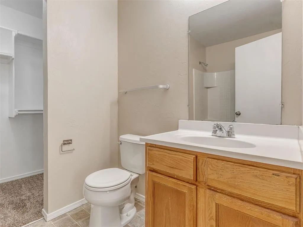 Photo 11 — 7809 Frye Lane, Oklahoma City, OK 73135