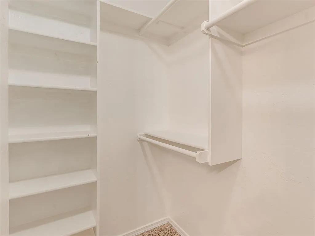 Photo 12 — 7809 Frye Lane, Oklahoma City, OK 73135