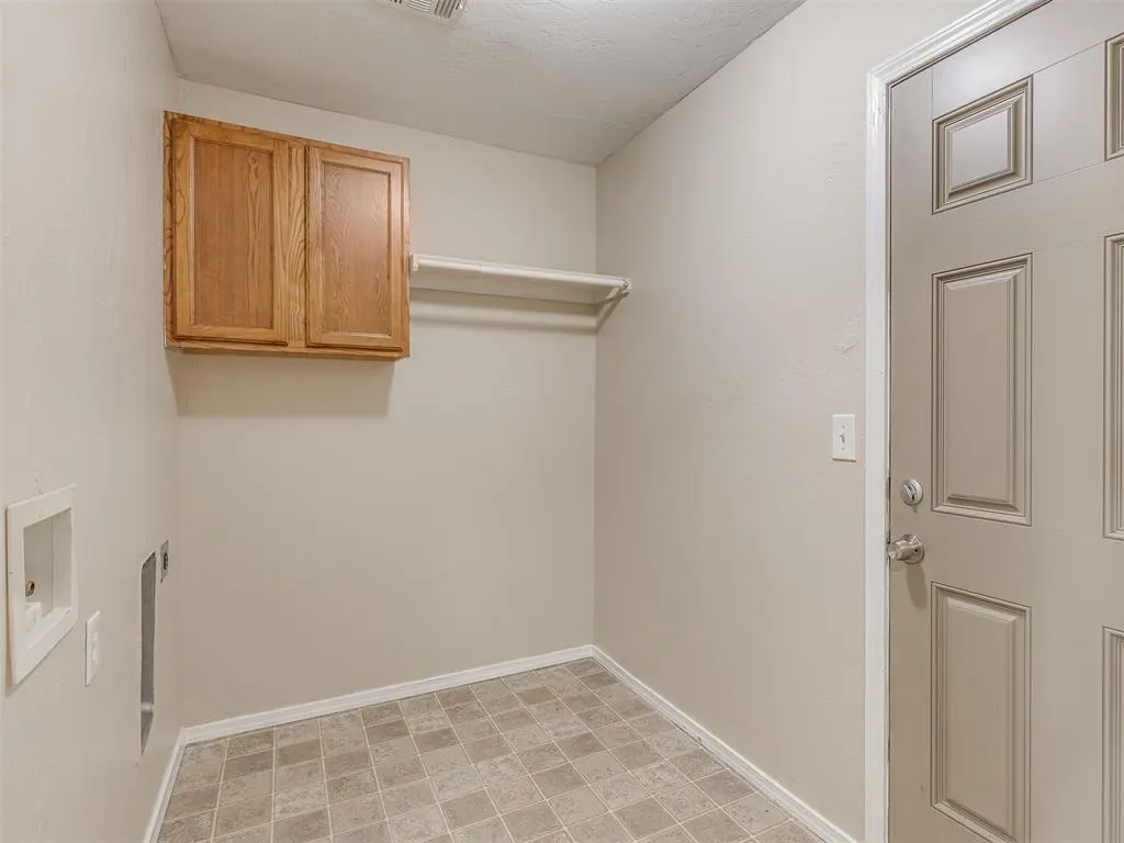 Photo 17 — 7809 Frye Lane, Oklahoma City, OK 73135
