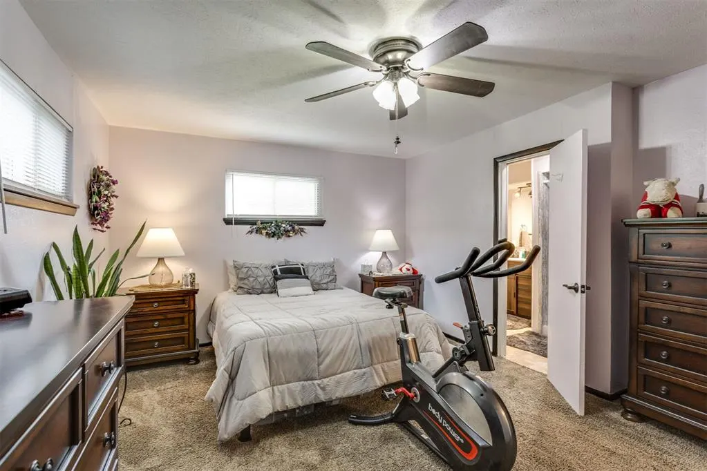 Photo 16 — 314 E Jarman Drive, Midwest City, OK 73110