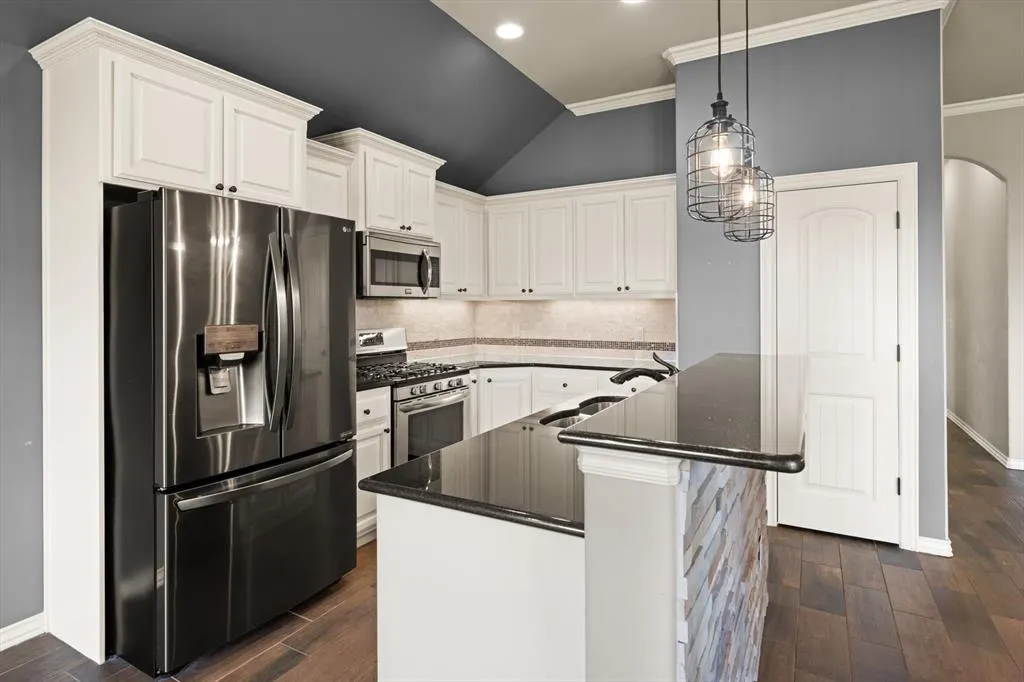 Photo 7 — 15932 Capri Lane, Edmond, OK 73013