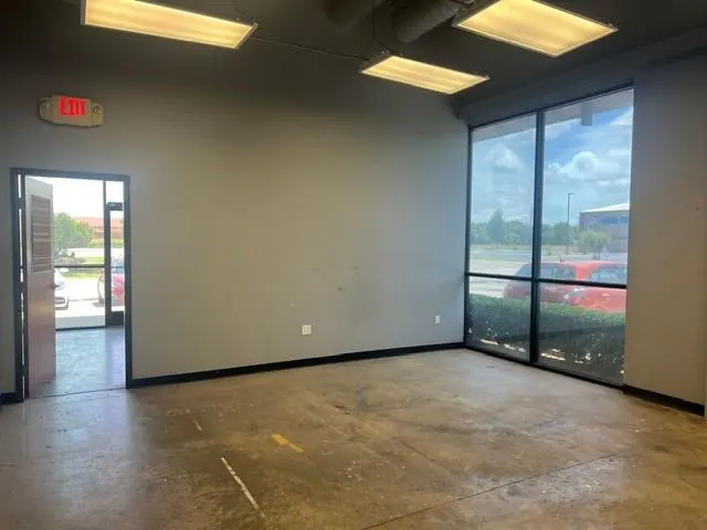 Photo 5 — 180 W 15th Street 180, Edmond, OK 73013