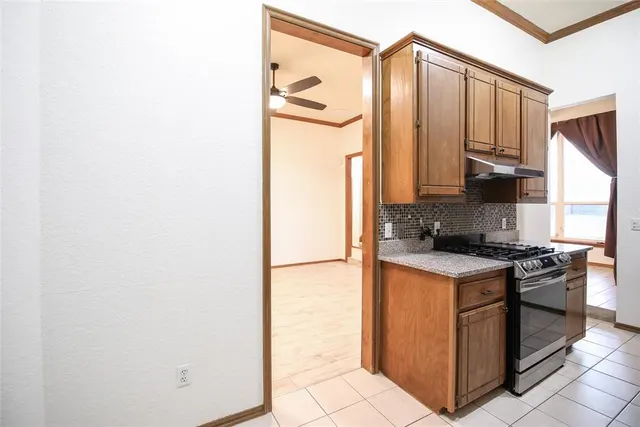 Photo 6 — 9301 Buttonwood Avenue, Moore, OK 73160