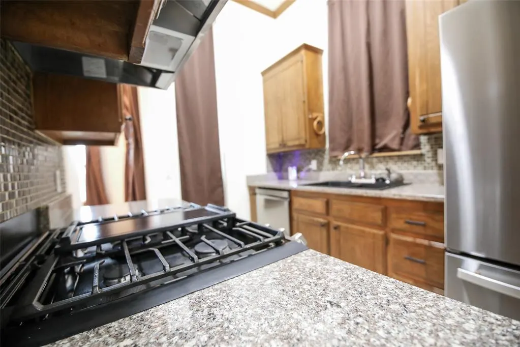Photo 7 — 9301 Buttonwood Avenue, Moore, OK 73160