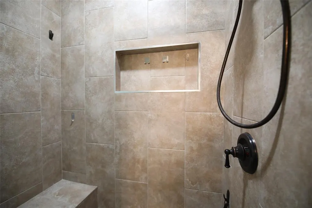 Photo 16 — 9301 Buttonwood Avenue, Moore, OK 73160