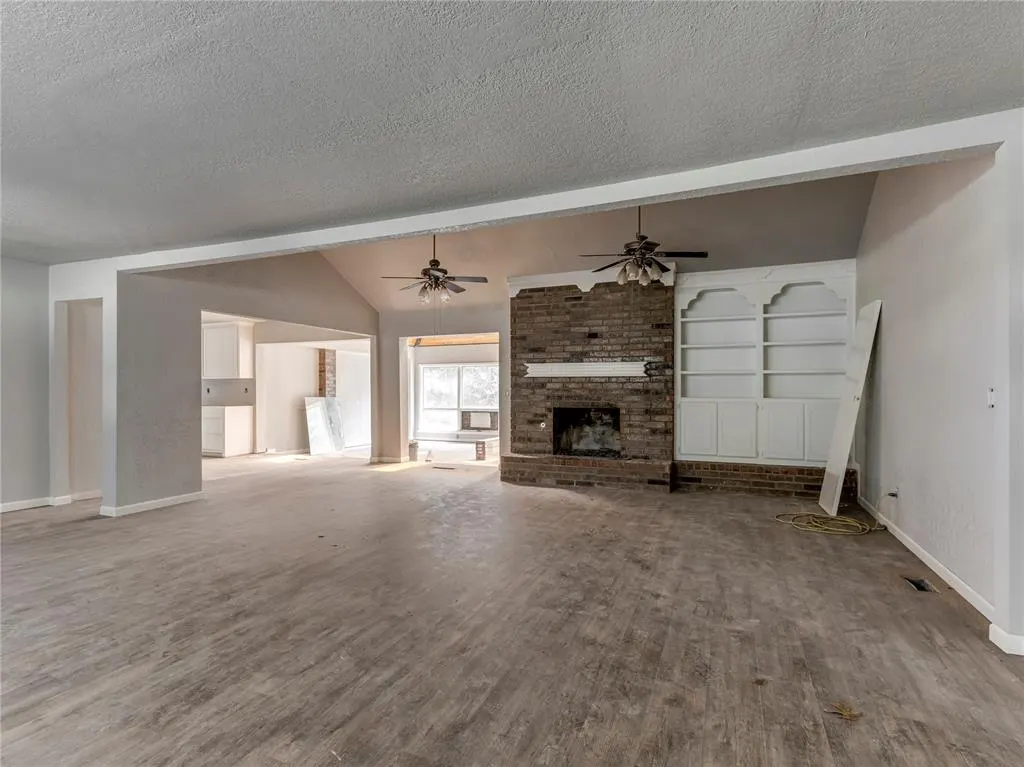 Photo 5 — 2512 Brookhaven Drive, Edmond, OK 73034