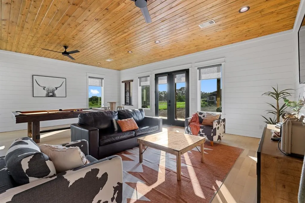 Photo 13 — 99 Hickory Springs Trail, Broken Bow, OK 74728