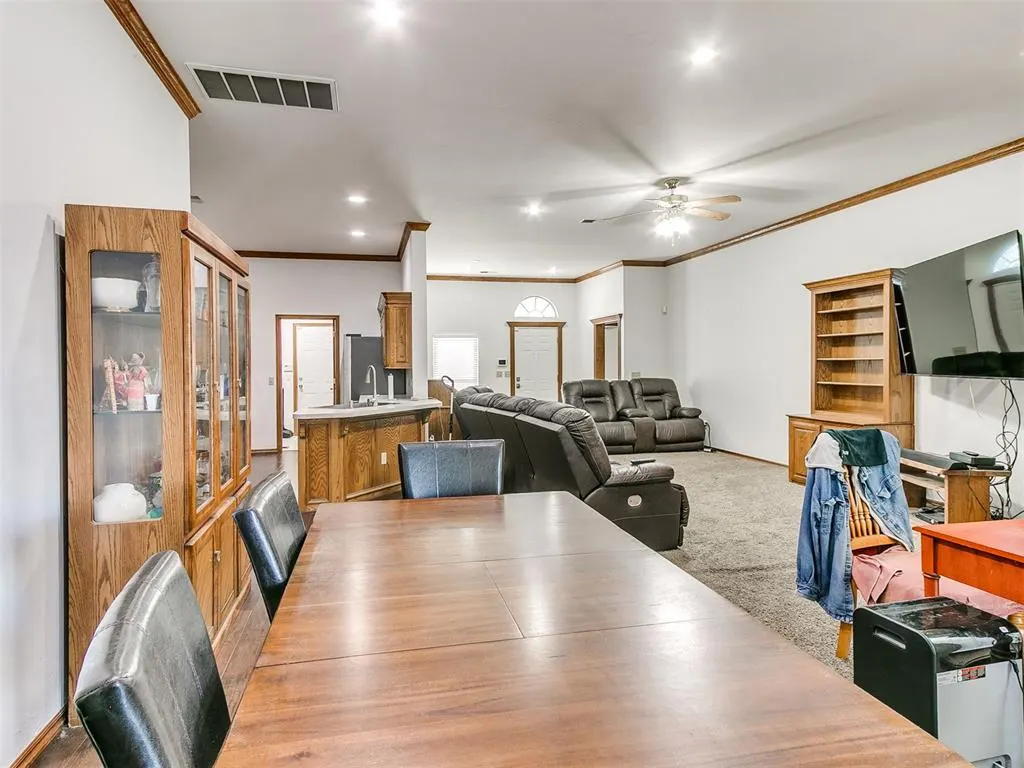 Photo 13 — 15509 Vicki Drive, Oklahoma City, OK 73170