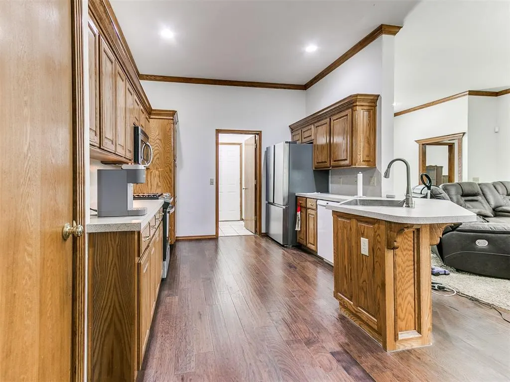 Photo 15 — 15509 Vicki Drive, Oklahoma City, OK 73170