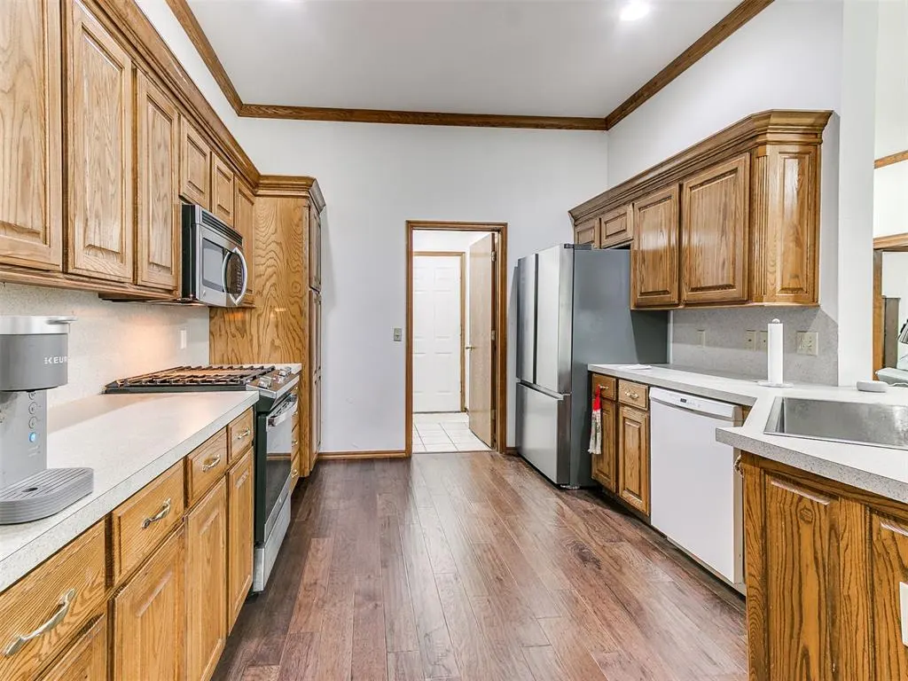 Photo 16 — 15509 Vicki Drive, Oklahoma City, OK 73170