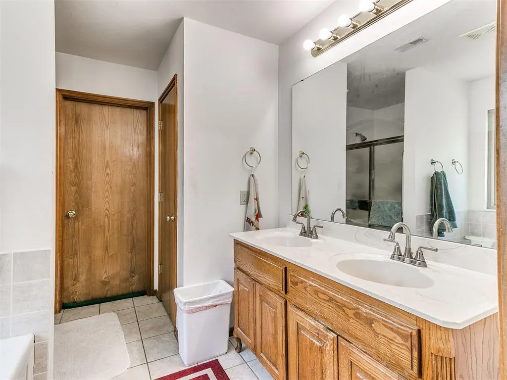 Photo 27 — 15509 Vicki Drive, Oklahoma City, OK 73170
