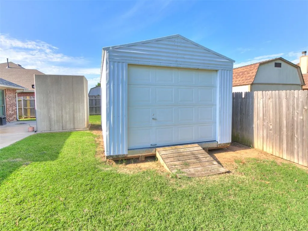 Photo 42 — 15509 Vicki Drive, Oklahoma City, OK 73170
