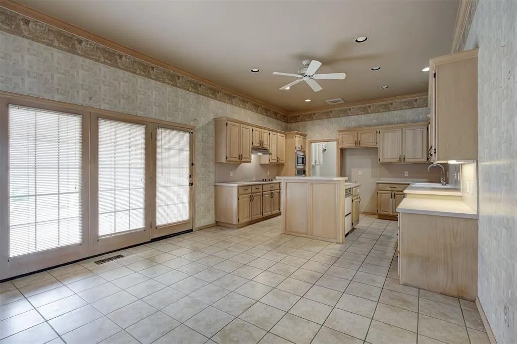 Photo 15 — 1801 Churchill Road, Yukon, OK 73099