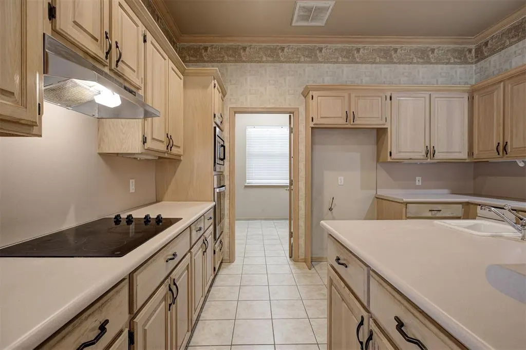 Photo 17 — 1801 Churchill Road, Yukon, OK 73099