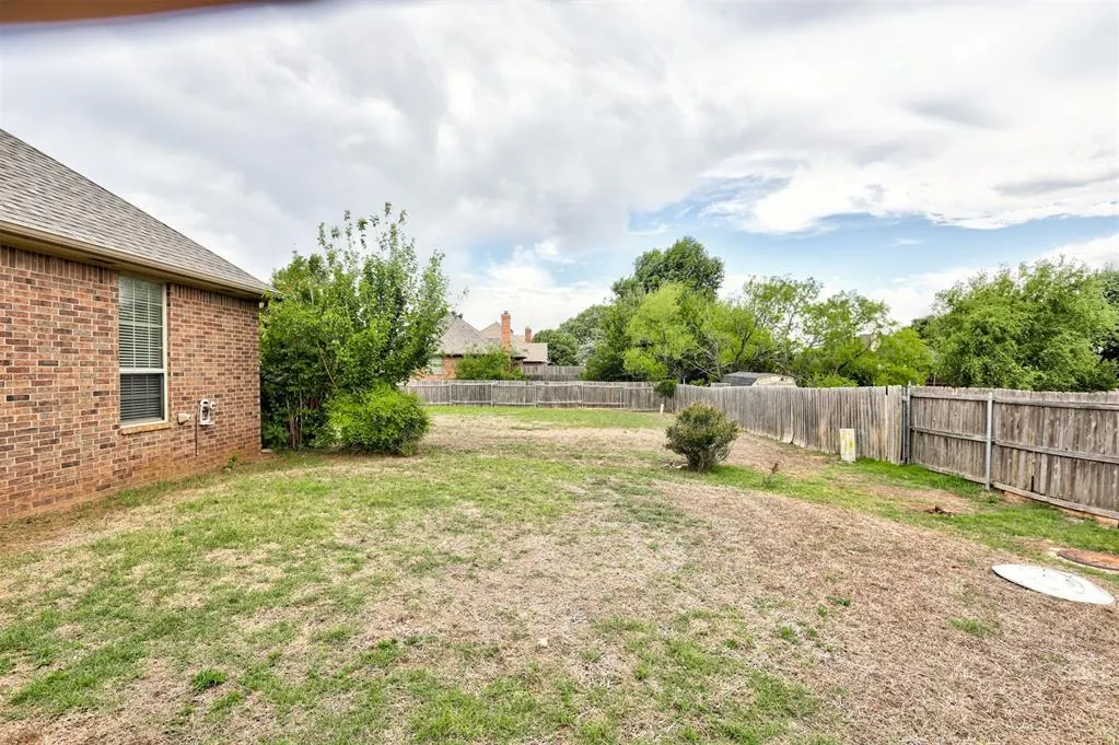 Photo 48 — 1801 Churchill Road, Yukon, OK 73099