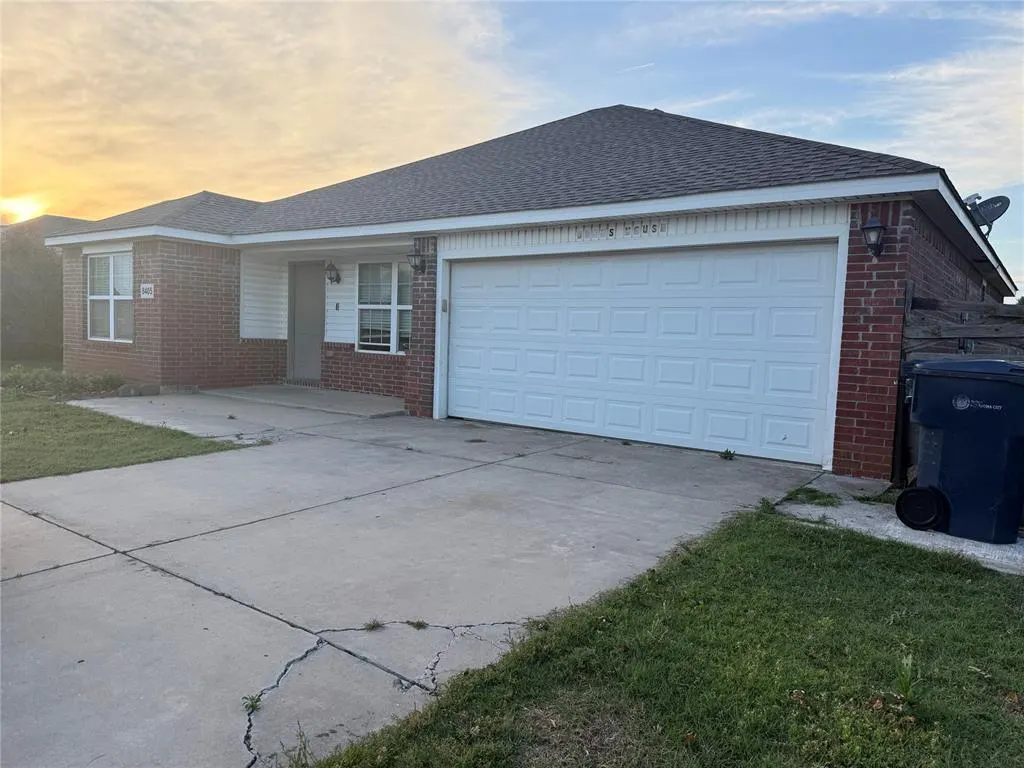 Photo 2 — 8405 SW 49th Circle, Oklahoma City, OK 73179
