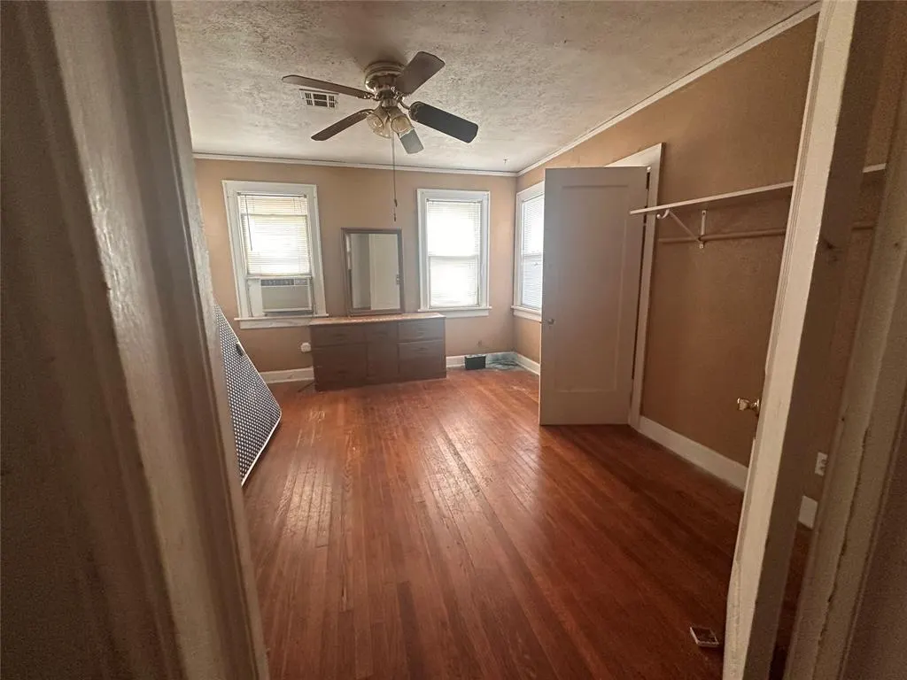 Photo 6 — 941 NE 20th Street, Oklahoma City, OK 73105